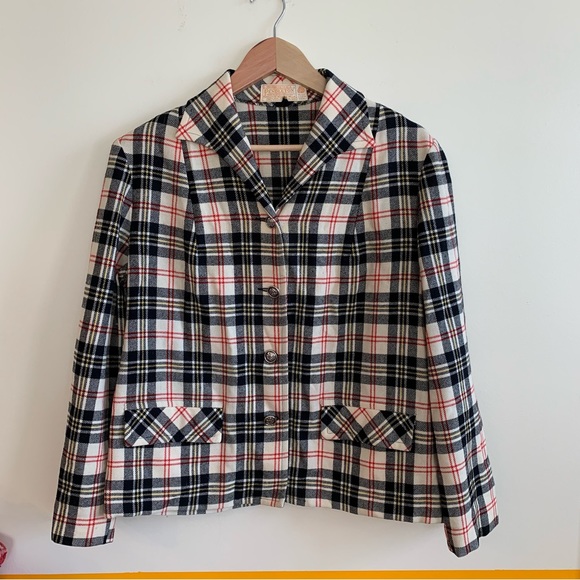 Vintage Pendleton Disney Frontierland
Women's Plaid Jacket Disneyland - Picture 4 of 6